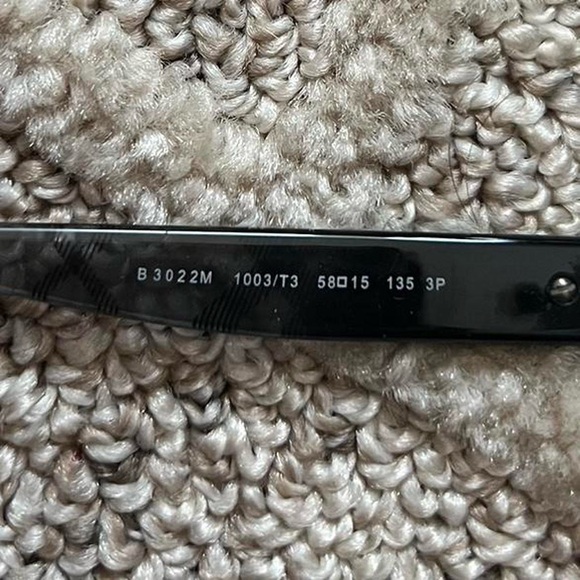 deep blue polarized lens burberry aviators with flannel arms!! - Picture 7 of 9